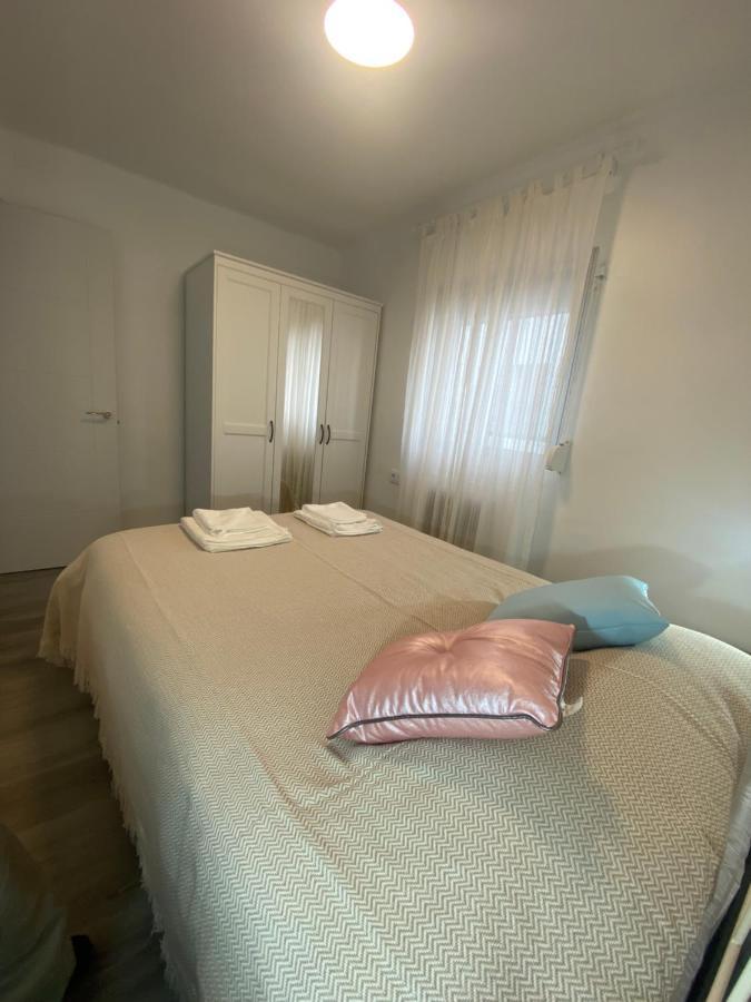 Piso Junto Al Hospital Macarena Lägenhet Sevilla Exteriör bild